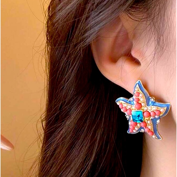 Tropical Starfish, Faux Pearl & Rice Bead Stud, Multi Color, Vacation Earrings - Picture 4 of 4
